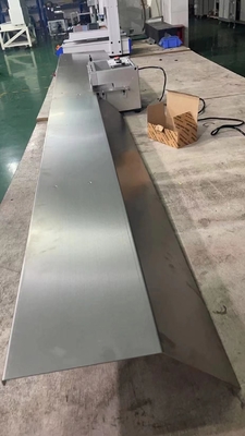 1.5 M / 2.2 M Platform PCB Depaneling Machine สำหรับ Multi Slitter PCB Separator