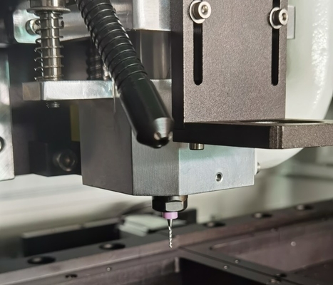 W1650mm KAVO Spindle Automatic PCB Router Depaneling Machine พร้อมกล้อง CCD