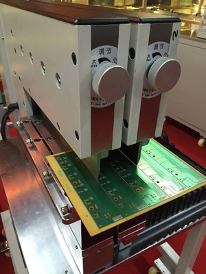 การตัดความหนาของ 0.1 ~ 3.5 มิลลิเมตร PCB V-Cutter Depaneling Machine