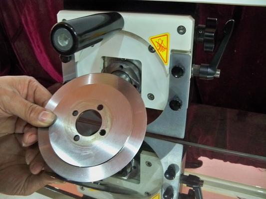 เครื่องแยก PCB เครื่องตัดผนังด้วยเครื่องตัดความเร็วสูง L460mm SKH-9