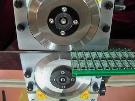 กําจัดความเครียดบนบอร์ดและส่วนประกอบด้วยเครื่องแยก PCB CWV-1M