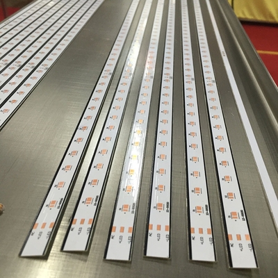 เครื่องตัดแผ่น PCB ที่ขับเคลื่อนด้วยลมคอมแพคต์ สําหรับการแยก V-Cut 3.5mm