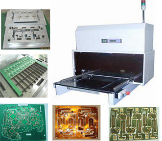 SMT นิวเมติกกึ่งอัตโนมัติอุตสาหกรรมรูโลหะเครื่องเจาะ PCB 220V