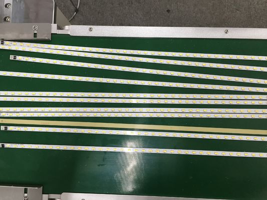 เครื่องตัดแผ่น PCB หลายใบสําหรับการตัดแผ่น LED เครื่องแยก PCB