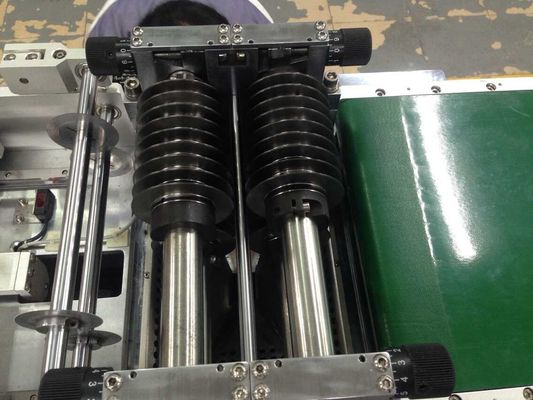 เครื่องตัดแผ่น PCB หลายใบสําหรับการตัดแผ่น LED เครื่องแยก PCB