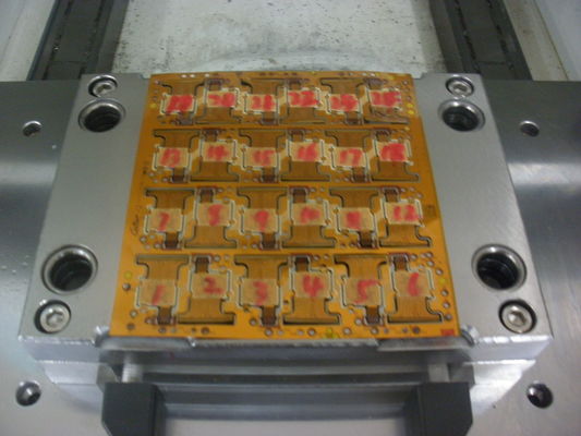 เครื่องเจาะ 3-30T FPC &amp; PCB สําหรับอุตสาหกรรมอิเล็กทรอนิกส์